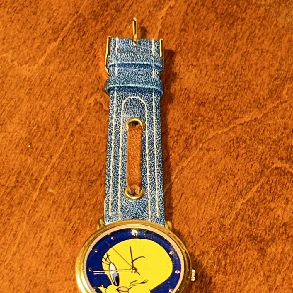 Vintage Looney Tunes Tweety Armitron Watch Unieex Needs Battery C3